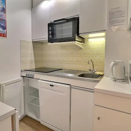 Grand 3 Pieces Avec Balcon Sud, Meribel - Fr-1-182-192 Apartment Les Allues